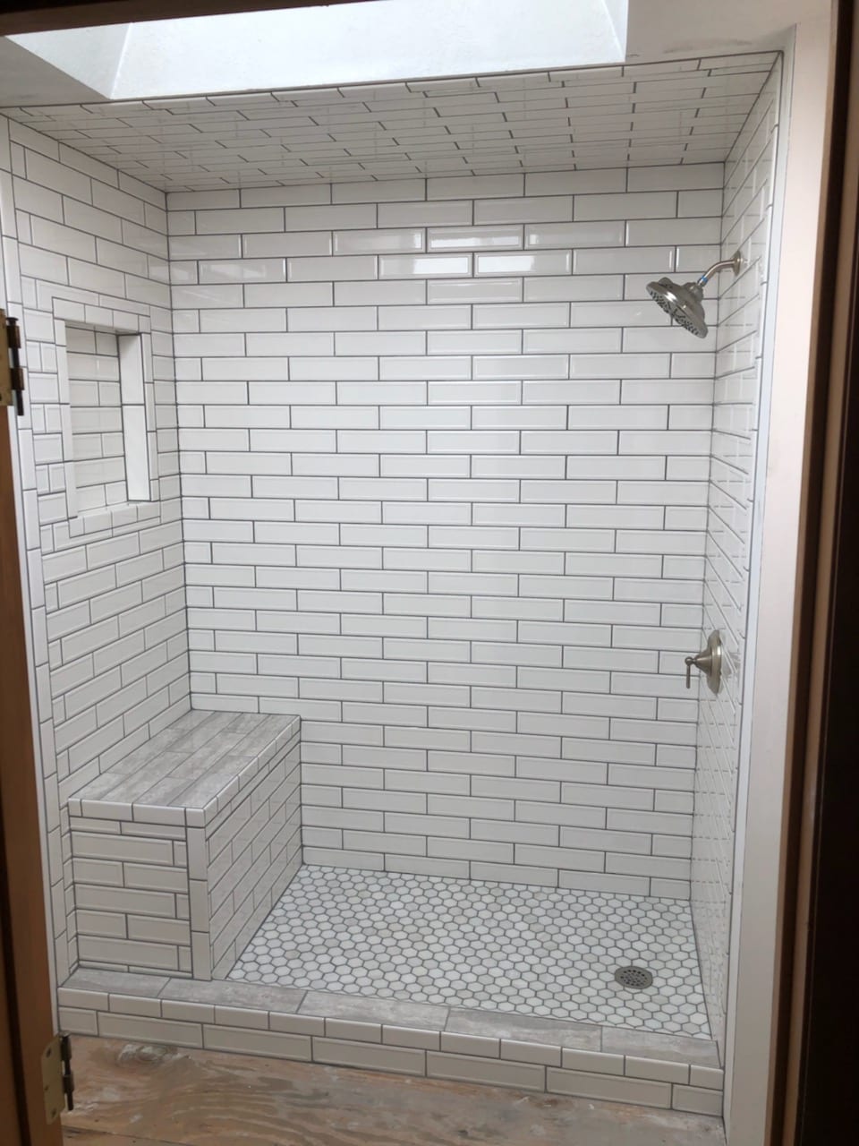 Read more about the article SUBWAY TILE SHOWER