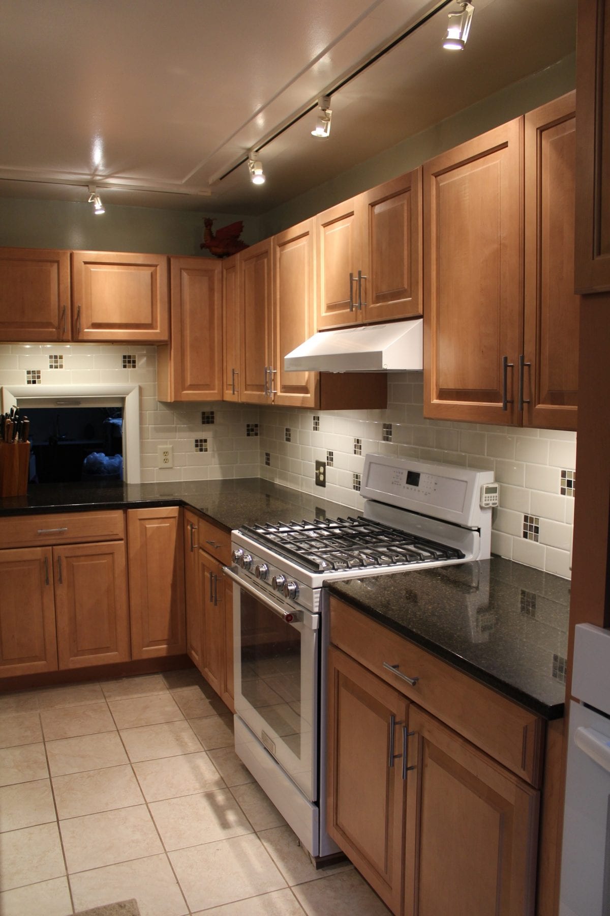 Read more about the article NEW KITCHEN