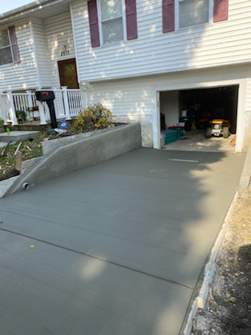 driveway with drain