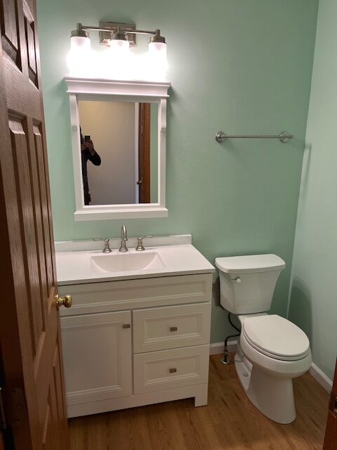 Read more about the article Refresh a Half Bath