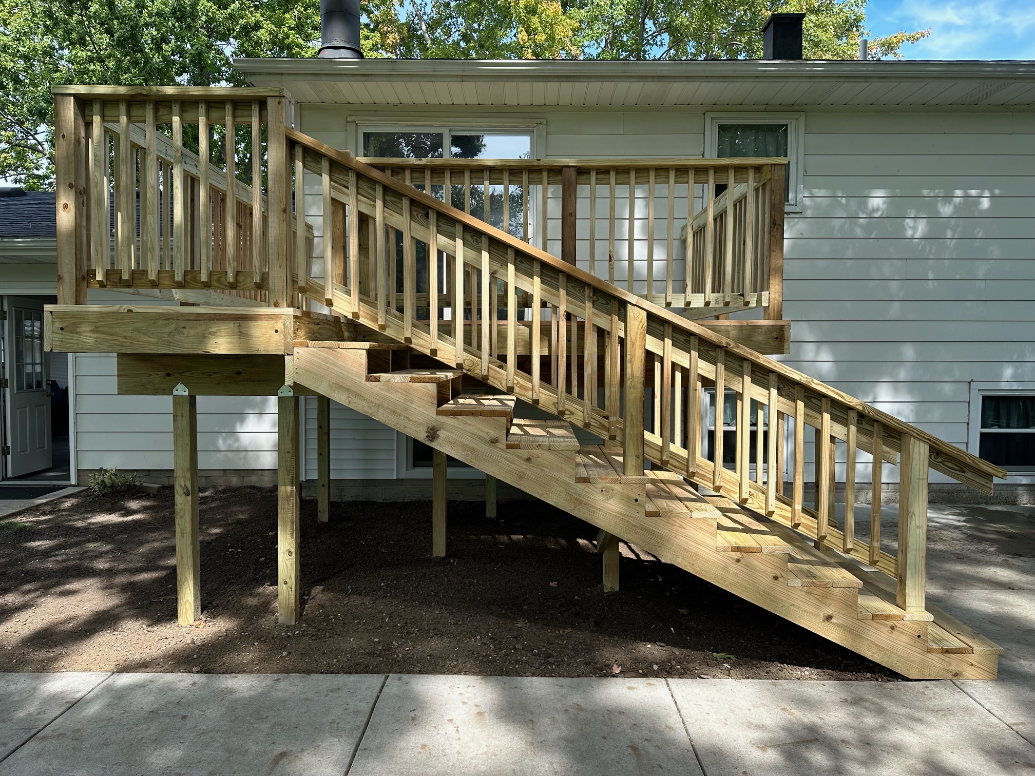 Read more about the article Elevated Deck