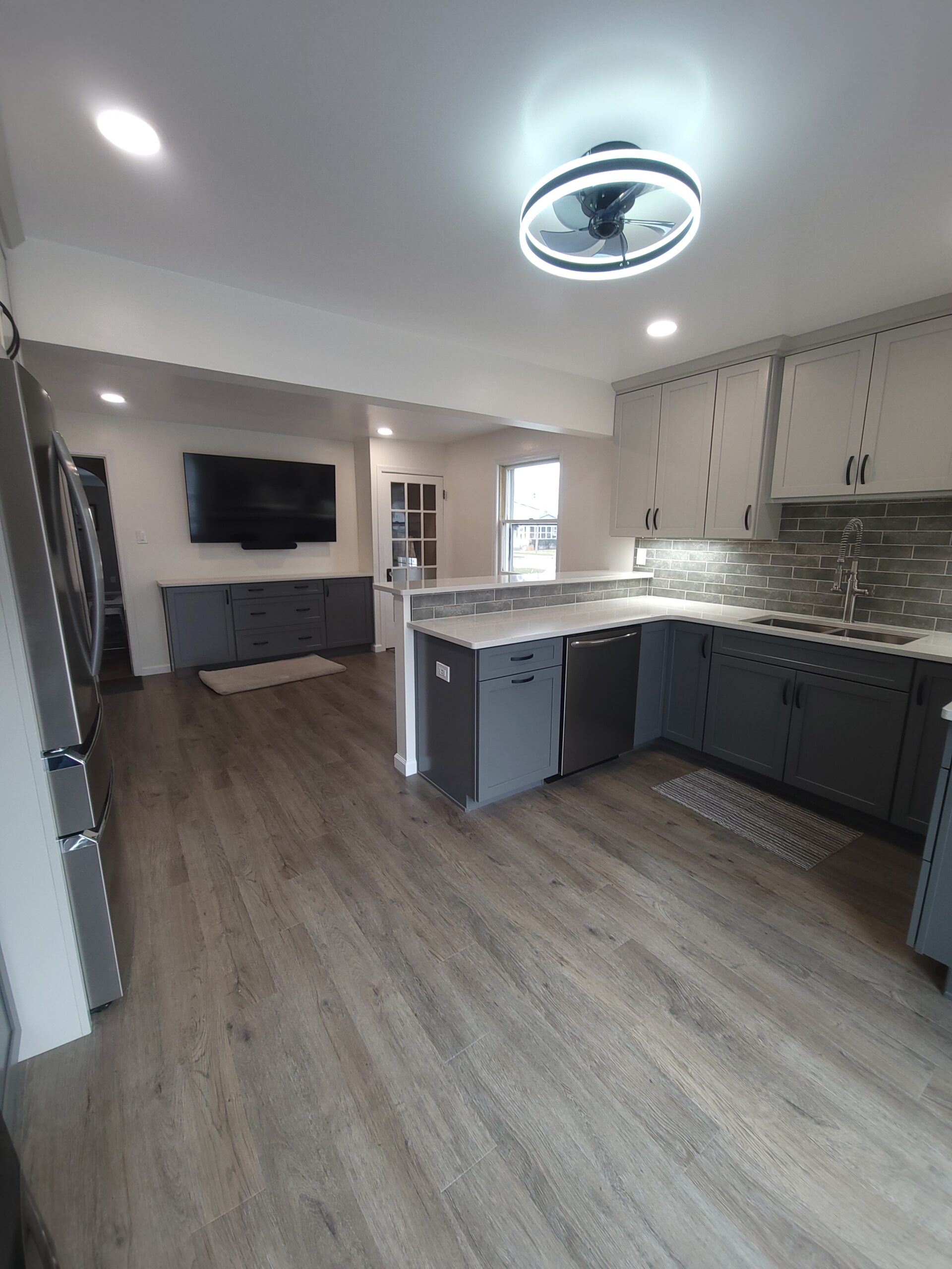 Read more about the article Remodeled Kitchen