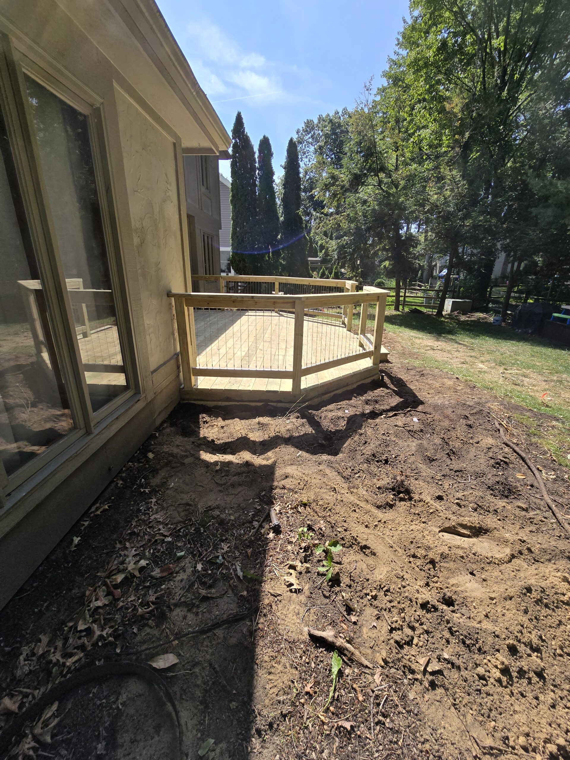 Read more about the article Deck with Cable Railings